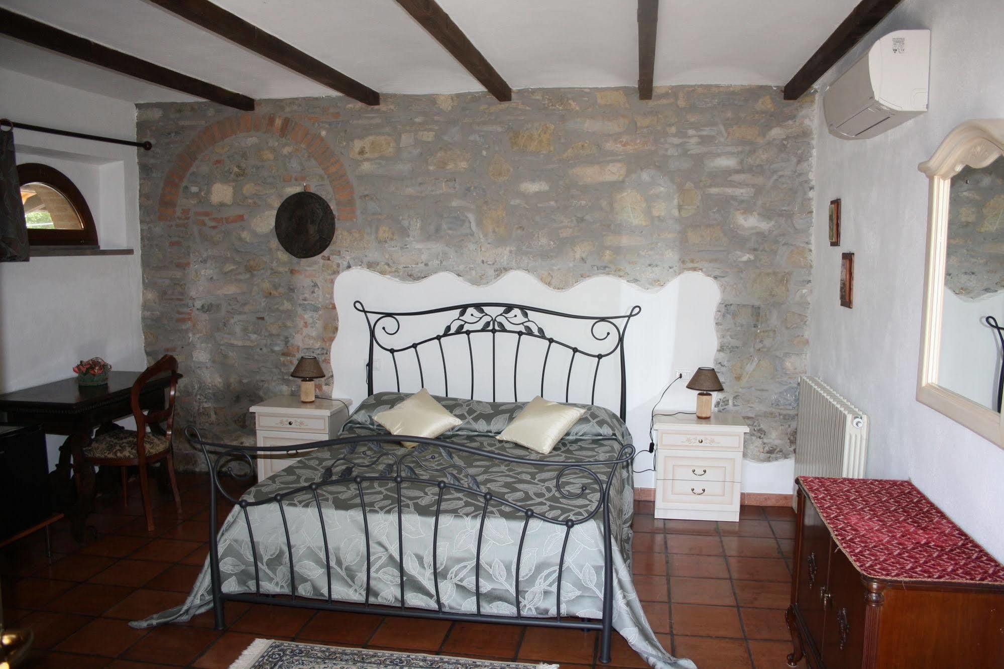 Campo Di Carlo Guest House Сасета Екстериор снимка